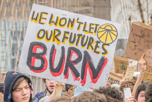 Rejecting ‘Business as Usual’ While Planet Burns, Students Vow to Occupy Schools Worldwide