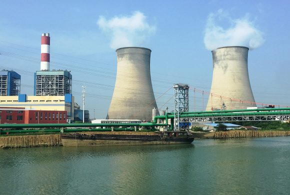 1920px-Jiangsu_Suzhou_Xiangcheng_-_Yuechengli_area_-_Wangyu_river_IMG_7170_Huadian_Wangting_CCGT_Power_Plant
