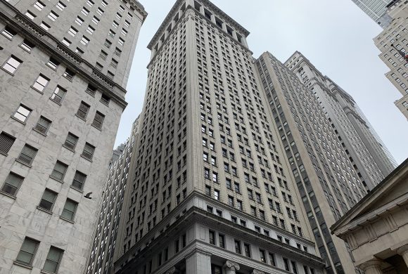 1920px-Wall_Street_Buildings