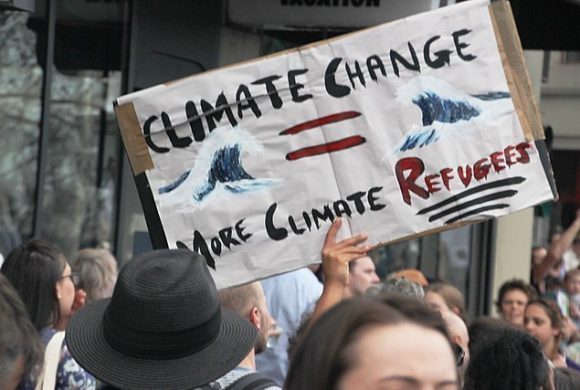 640px-Climate_change_=_more_climate_refugees._-Melbourneclimatestrike_IMG_5187_(48765007057)
