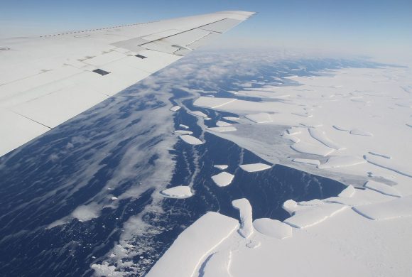 Antarctic_Ice_Shelf_Loss_Comes_From_Underneath_(9036164848) Antarctic_Ice_Shelf_Loss_Comes_From_Underneath_(9036164848)